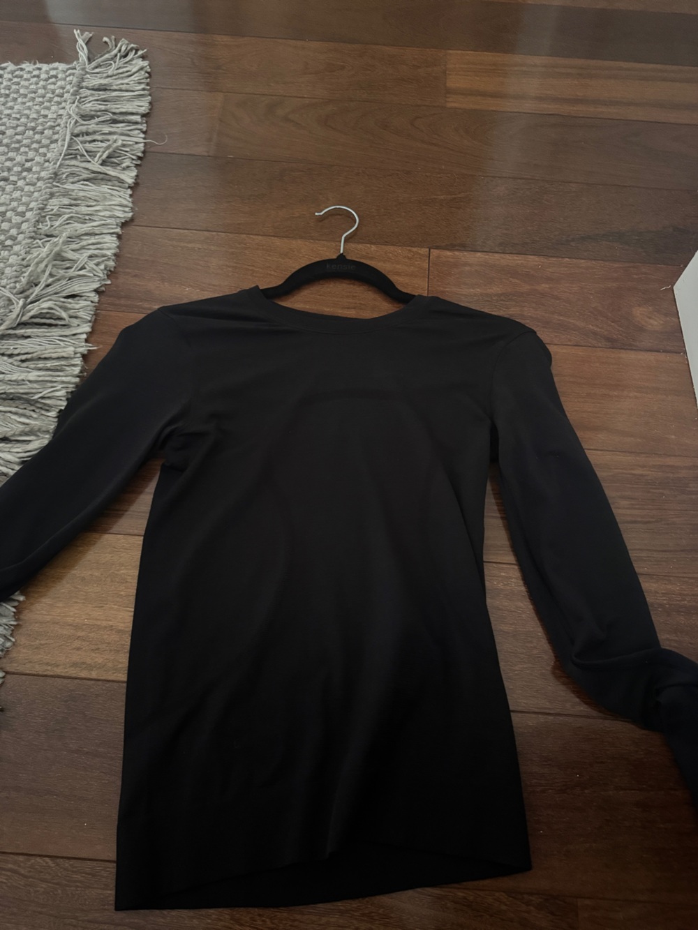 lululemon Swiftly Black Long-Sleeve Women's Tee